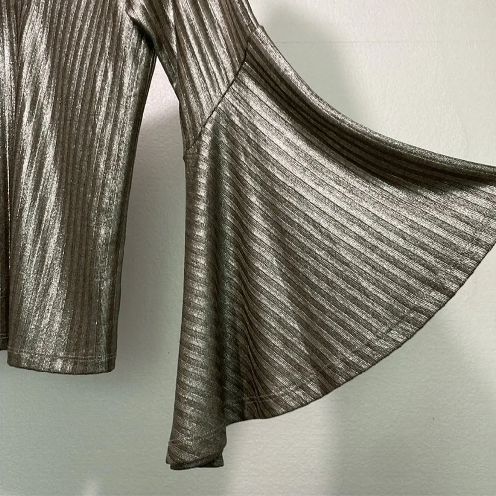 Metallic top - Picture 2 of 5